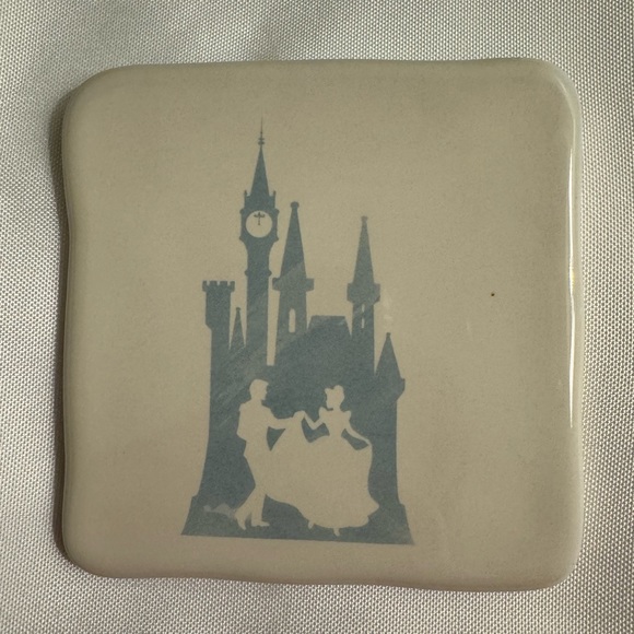 Rae Dunn Disney Cinderella Coasters - Set of 4 - NWT - Picture 5 of 8